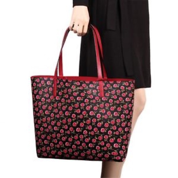 Beautiful Kate Spade Reversible Tote w/ Pouch - Picture 5 of 8